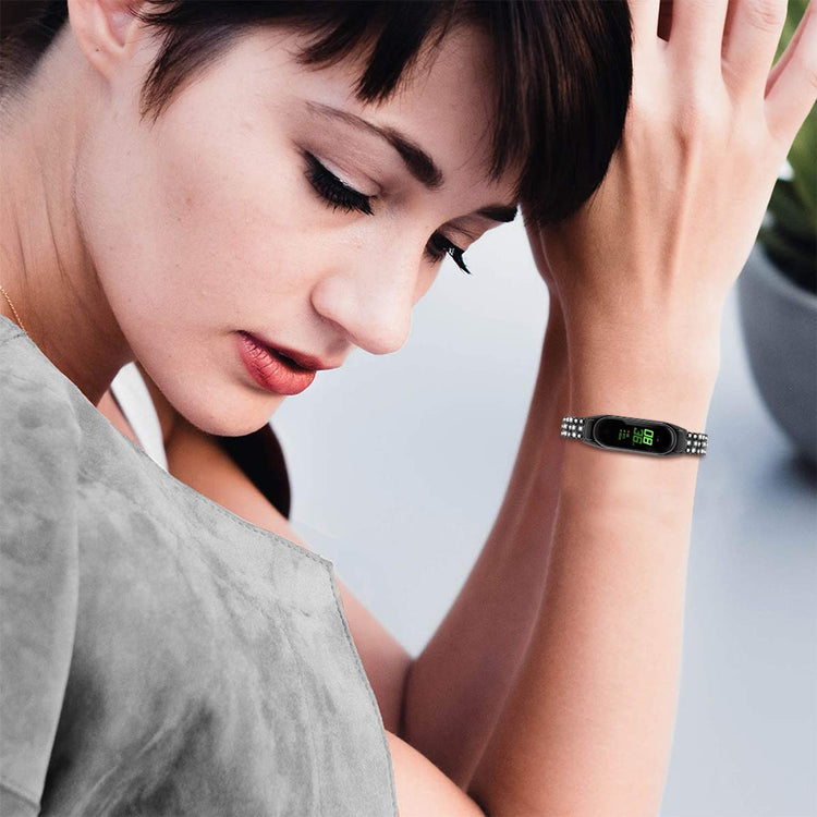 Mega Kønt Metal Og Rhinsten Rem passer til Xiaomi Smart Band 8 - Sort#serie_1