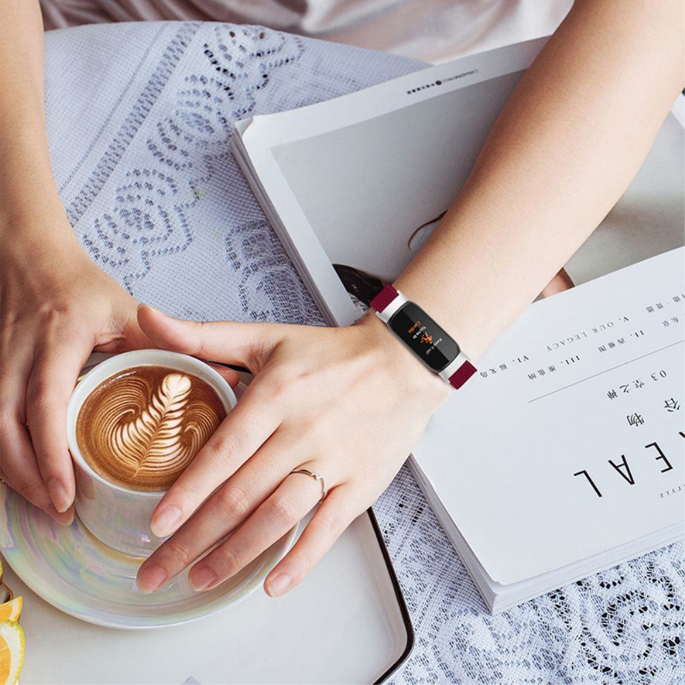 Helt vildt flot Fitbit Luxe Nylon Rem - Rød#serie_5